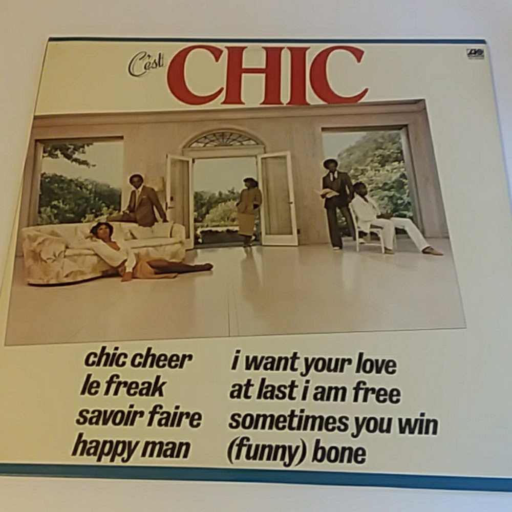 Chic vinyl